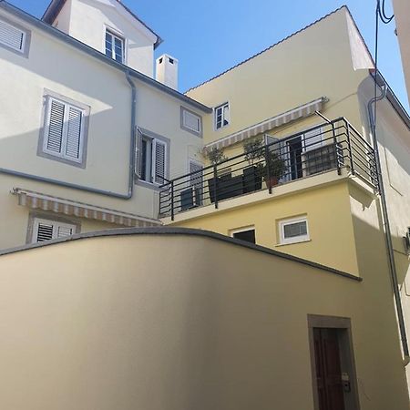 Apartment And Room Marija Крк Экстерьер фото