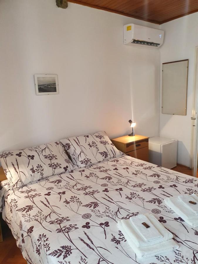 Apartment And Room Marija Крк Экстерьер фото
