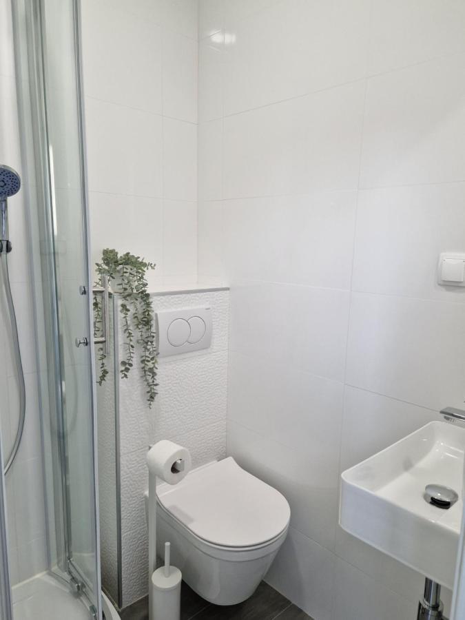 Apartment And Room Marija Крк Экстерьер фото